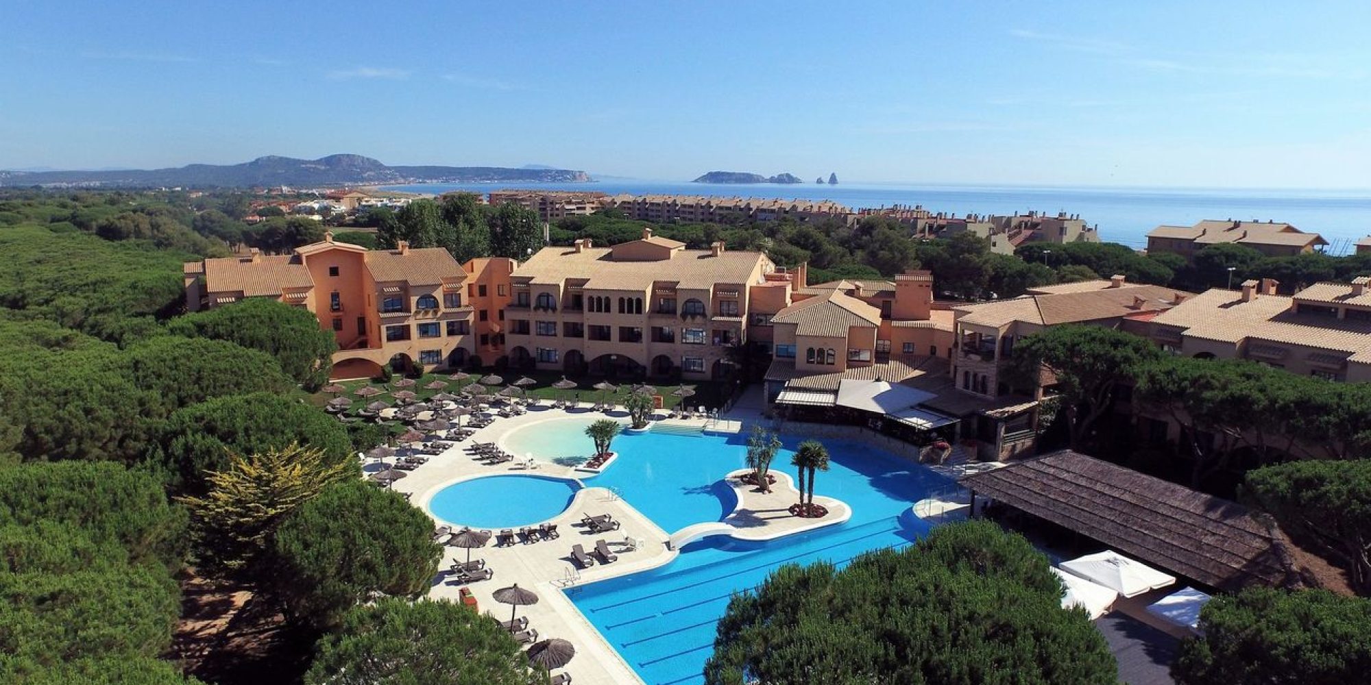 La Costa Beach & Golf Resort